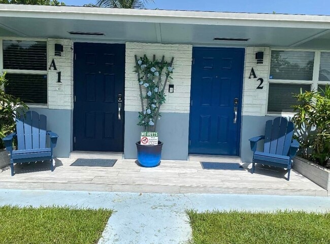 136 Akron St in Lake Worth Beach, FL - Building Photo - Building Photo