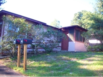 4748 N Highway 17 in De Leon Springs, FL - Building Photo - Building Photo