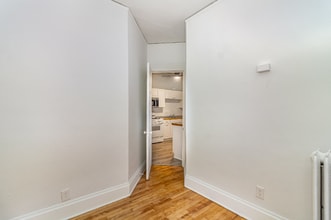 822 W 35th St in Minneapolis, MN - Building Photo - Building Photo