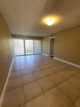 1601 Balfour Point Dr in West Palm Beach, FL - Building Photo - Building Photo