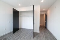 21 Farson St photo'