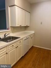 12913 Alton Square in Herndon, VA - Building Photo - Building Photo