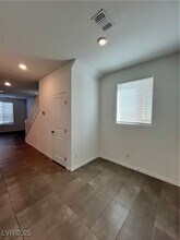 7970 Texas Hls St, Unit 1 in Las Vegas, NV - Building Photo - Building Photo