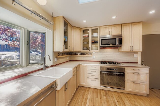 2425 Dartmouth Ave in Boulder, CO - Building Photo - Building Photo