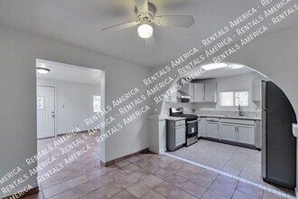 2810 W Carnauba St in Tucson, AZ - Foto de edificio - Building Photo