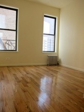 563-565 W 171st St in New York, NY - Building Photo - Interior Photo