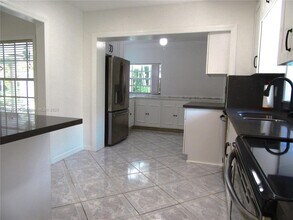 4412 SW 127th Pl in Miami, FL - Building Photo - Building Photo