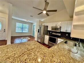 6840 Cadet Ave in Ft. Myers, FL - Building Photo - Building Photo