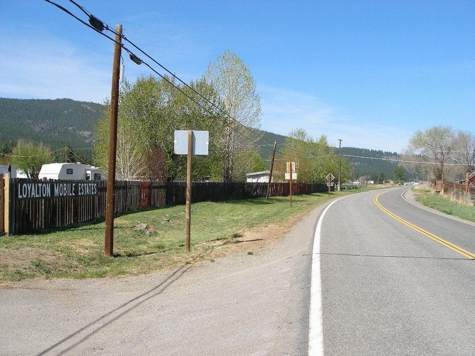 Loyalton Mobile Home Park in Loyalton, CA - Building Photo