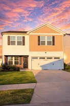 2286 Beechwood View Dr in Winston-Salem, NC - Building Photo