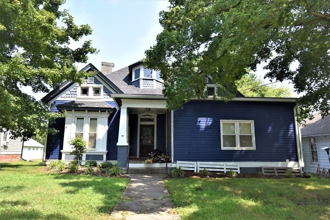 property at 123 Marion St