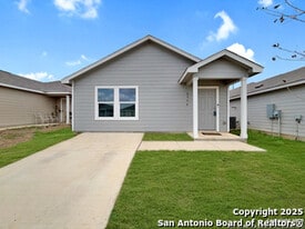 6954 Biotite Rdg in San Antonio, TX - Building Photo