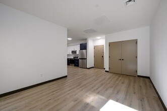 857 Bergen Ave in Jersey City, NJ - Foto de edificio - Building Photo