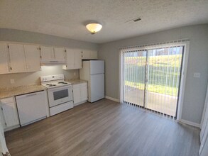 16 Duiguid Dr in Lynchburg, VA - Building Photo - Building Photo