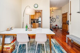 264 9th St in Jersey City, NJ - Building Photo - Building Photo