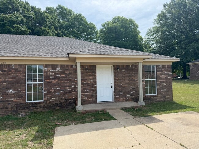 property at 113 Nikki Dr