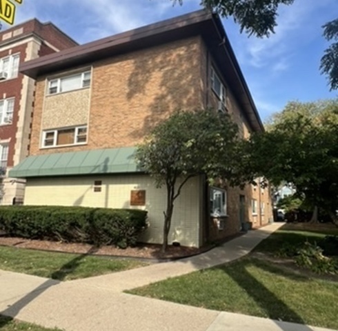 216 S Oak Park Ave in Oak Park, IL - Building Photo