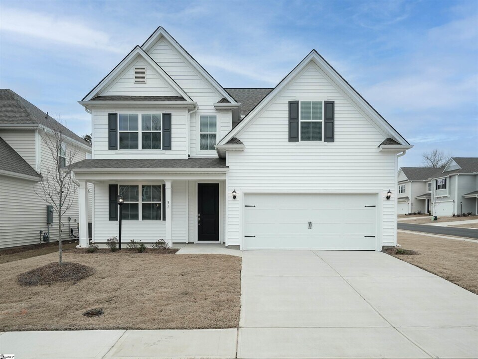 51 Thorne St in Fountain Inn, SC - Building Photo
