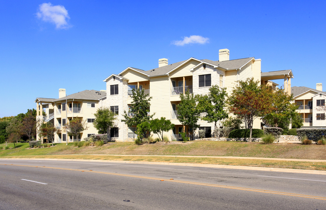 Stoneleigh Condominiums in Austin, TX - Building Photo