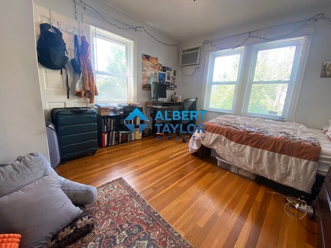 94 Heath St, Unit 1, Unit 1