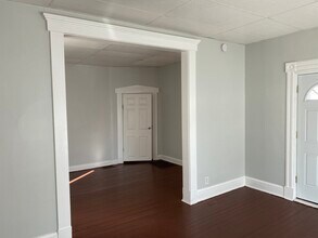 229 Burns Ave in Dayton, OH - Building Photo - Building Photo