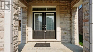170 Baber Cres in Aurora, ON - Building Photo - Building Photo