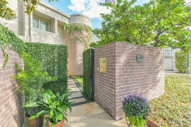 2310 Steel St in Houston, TX - Building Photo - Building Photo