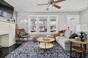 975 Heyl Ave in Columbus, OH - Building Photo