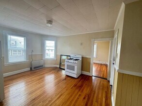 68 Laval St in Manchester, NH - Building Photo - Building Photo