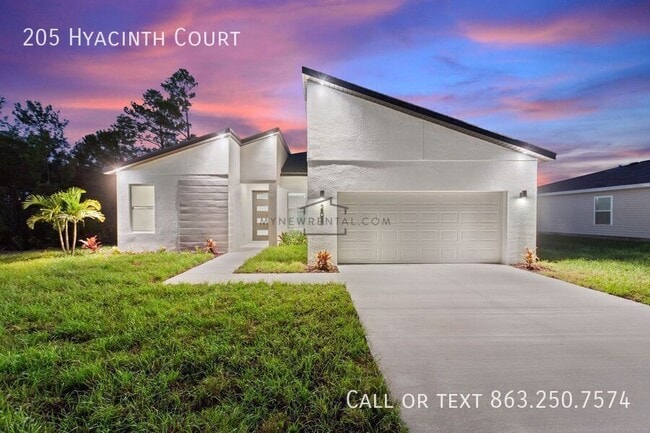 205 Hyacinth Ct in Poinciana, FL - Building Photo - Building Photo