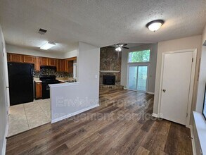 890 Ohara Dr in Jonesboro, GA - Building Photo - Building Photo