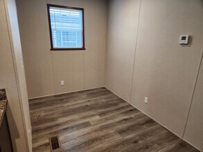 762 Virginia in Belleville, MI - Building Photo - Building Photo