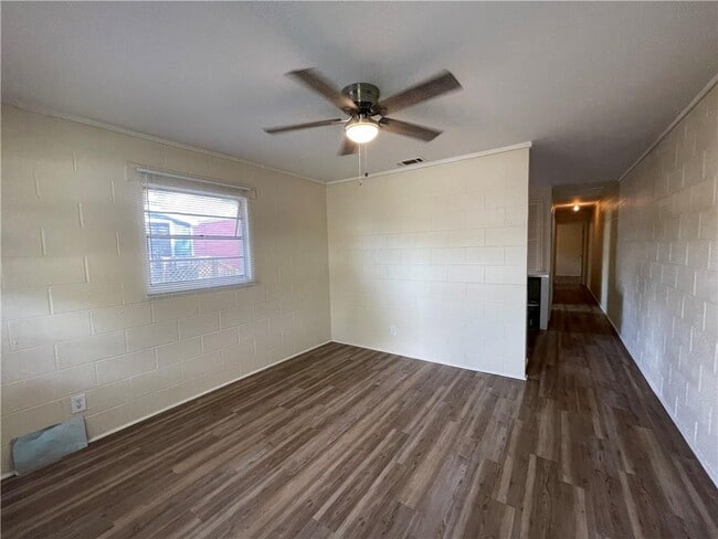property at 1622.5 Martin Luther King Jr Blvd
