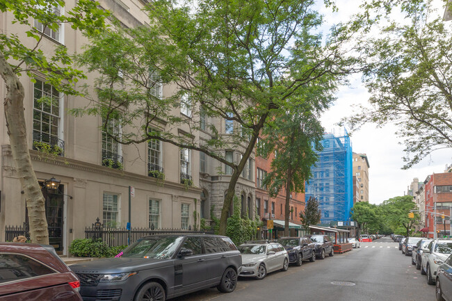 46 E 92nd St in New York, NY - Building Photo - Building Photo
