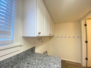 331 N 100 W in Centerville, UT - Building Photo - Building Photo