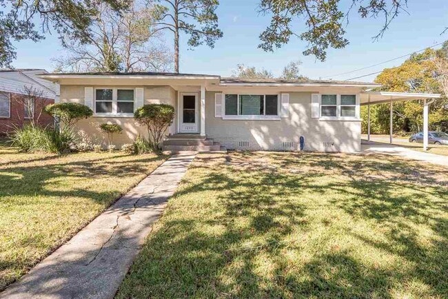 property at 1240 E Jordan St