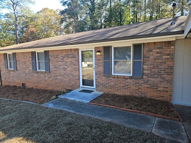 50 Overbrook Dr in Smyrna, GA - Building Photo - Building Photo