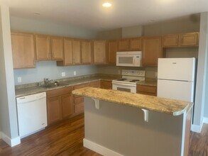77 Gary L Maietta Pky, Unit 212 in South Portland, ME - Building Photo - Building Photo