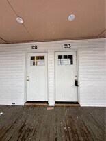 1213 Pittston Ave in Scranton, PA - Building Photo