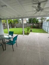 2435 SW 109th Ct in Miami, FL - Building Photo - Building Photo