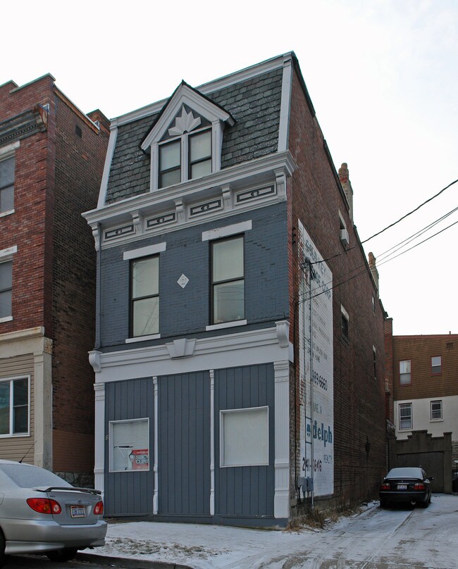 303 Warner St in Cincinnati, OH - Building Photo - Building Photo