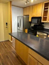 1400 Pensacola St in Honolulu, HI - Building Photo - Building Photo