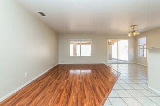 5337 N Padero Dr in North Las Vegas, NV - Building Photo - Building Photo