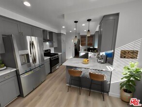 4445 Don Zarembo Dr in Los Angeles, CA - Building Photo - Building Photo