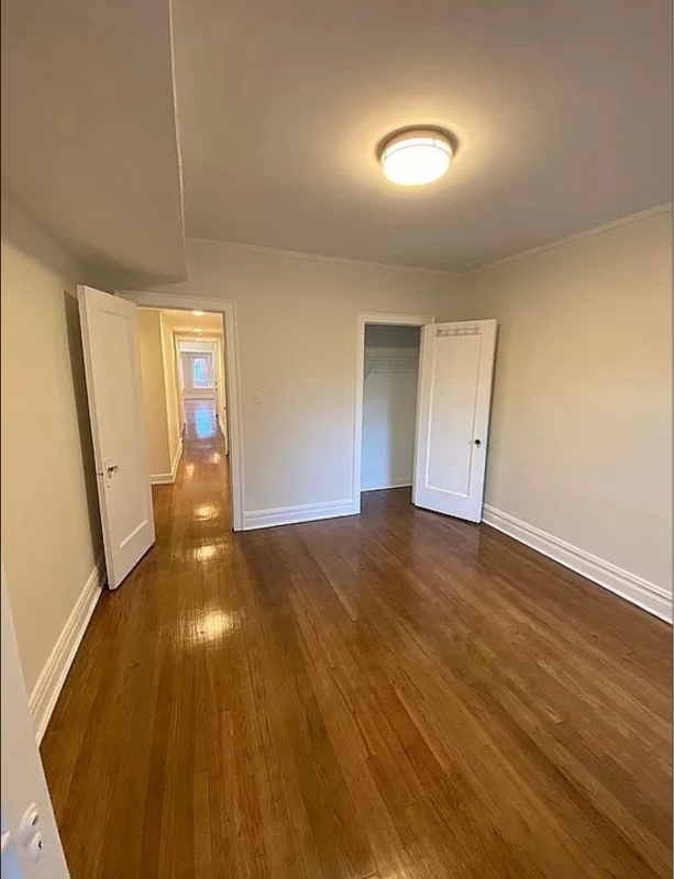 3143 W Warren Blvd-Unit -2 in Chicago, IL - Building Photo - Building Photo