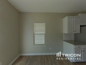 200 Spring Knoll Dr in Charlotte, NC - Building Photo - Building Photo