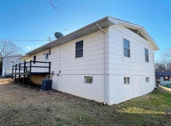 12 Circle Dr in Union, MO - Building Photo - Building Photo