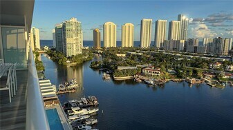 400 Sunny Isles Blvd in Sunny Isles Beach, FL - Building Photo