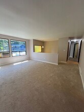 14144 76th Pl NE in Kirkland, WA - Building Photo - Building Photo