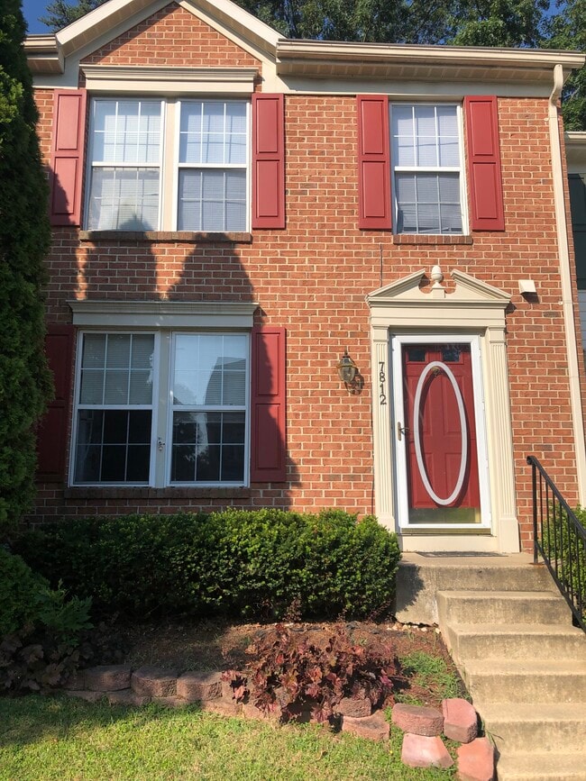 property at 7812 Foxfarm Ln